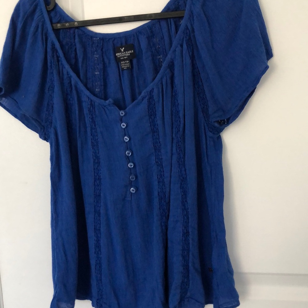Blue top, flowy, NEW